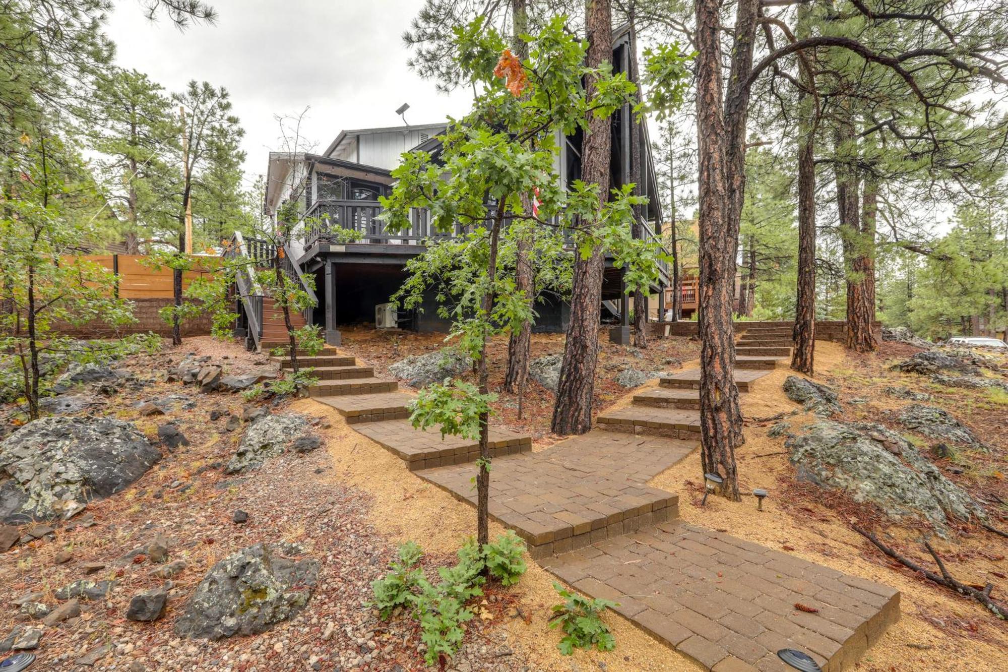 Munds Park Cabin With Poker Room And Wraparound Deck! Luaran gambar